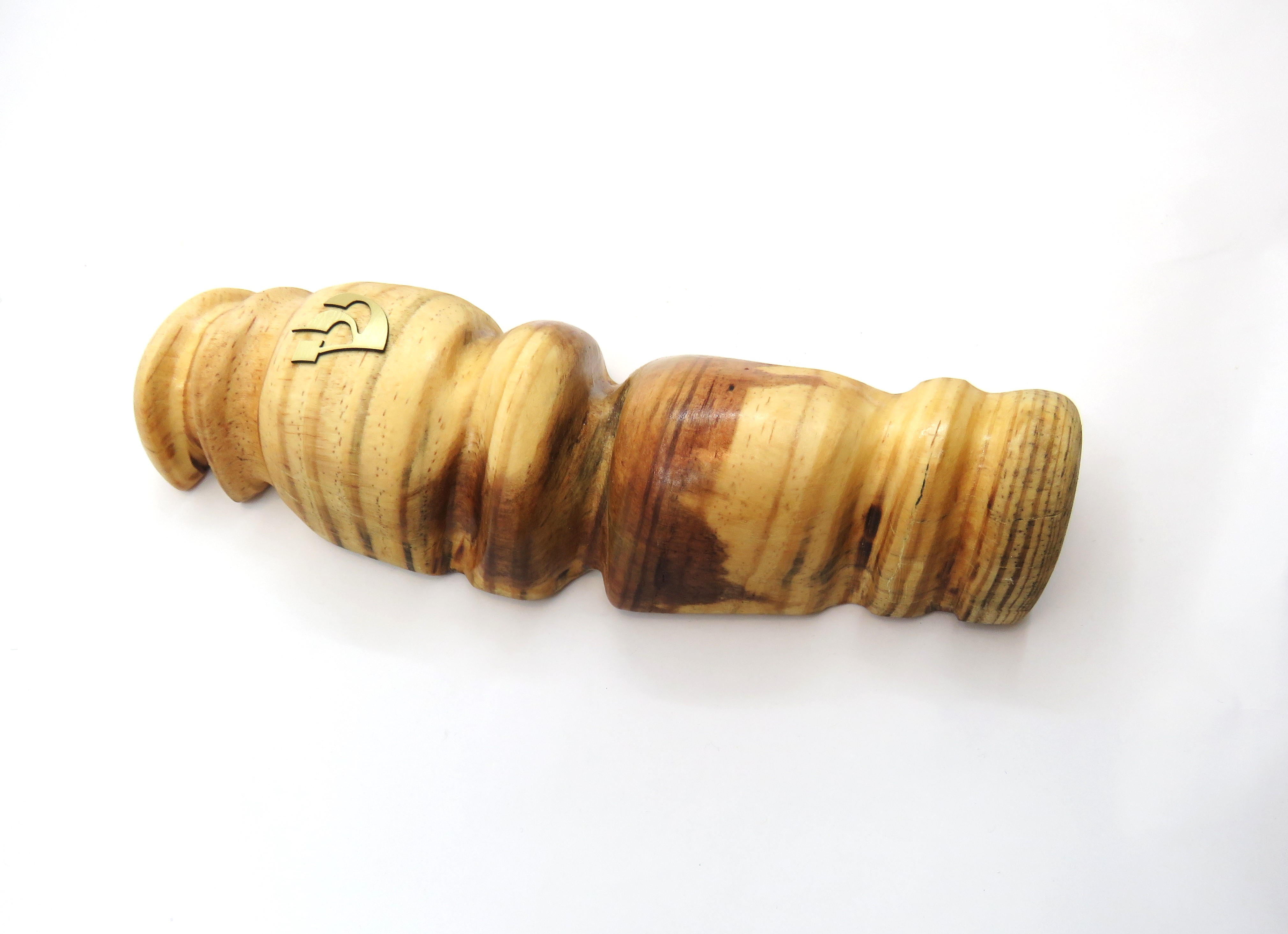 בית מזוזה מעץ דגם "כוורת הדבש" – תמונה 2