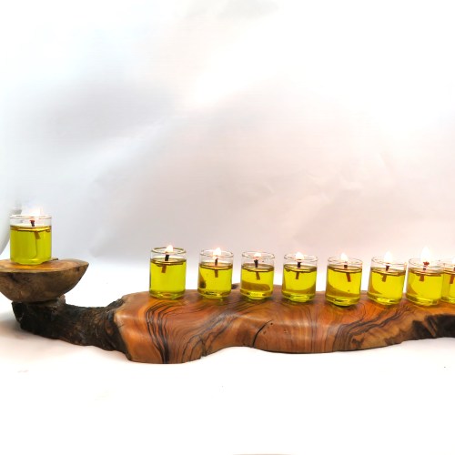 חנוכיה מעץ דגם סלע האור