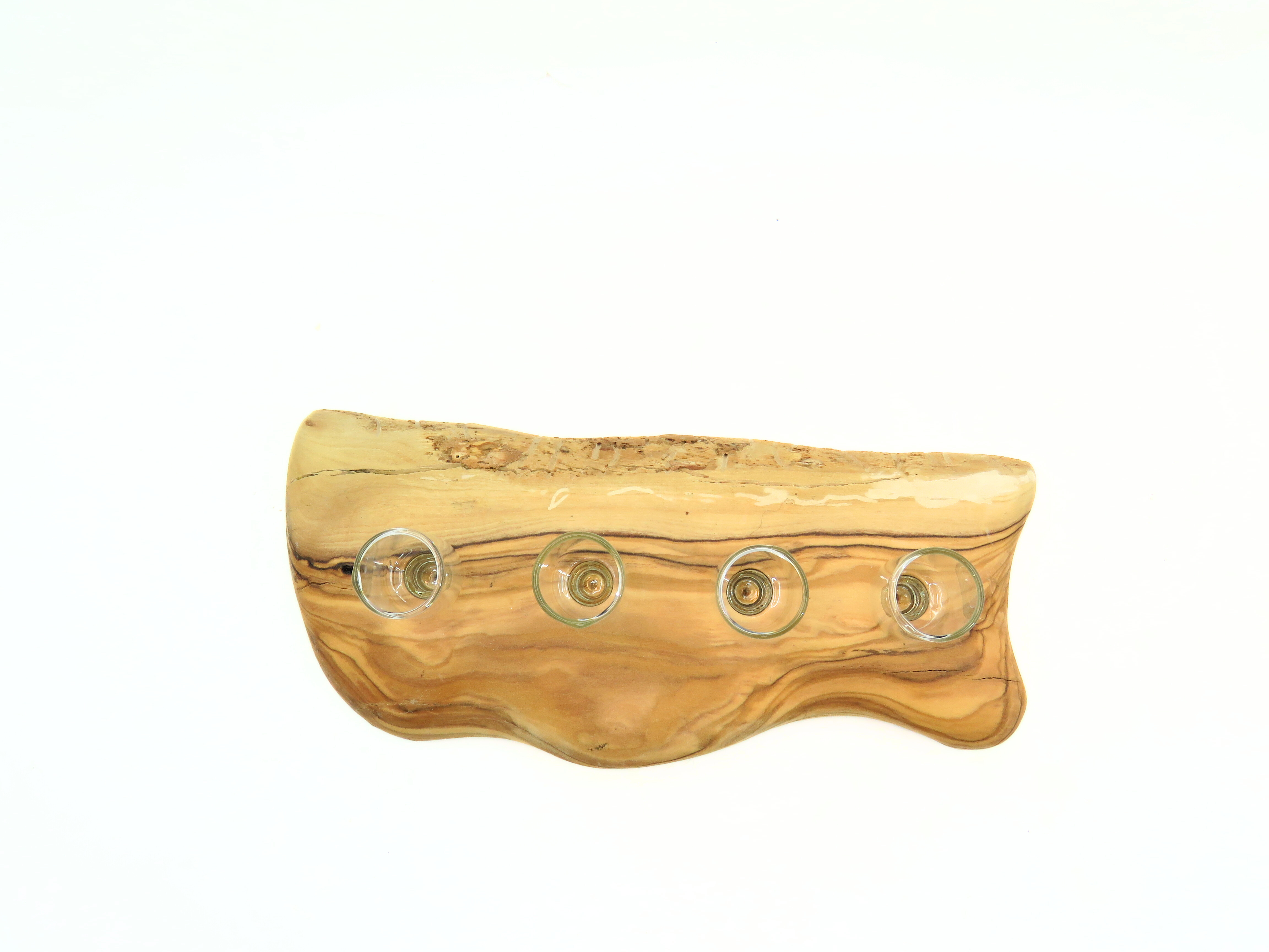 פמוטים מעץ דגם גלים